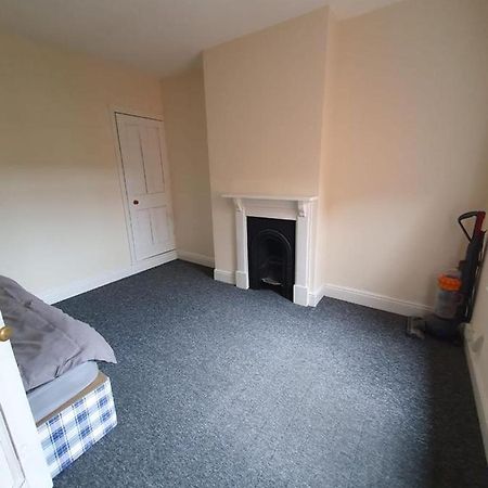 2 Bedroom House - Hopefield Road 레스터 외부 사진