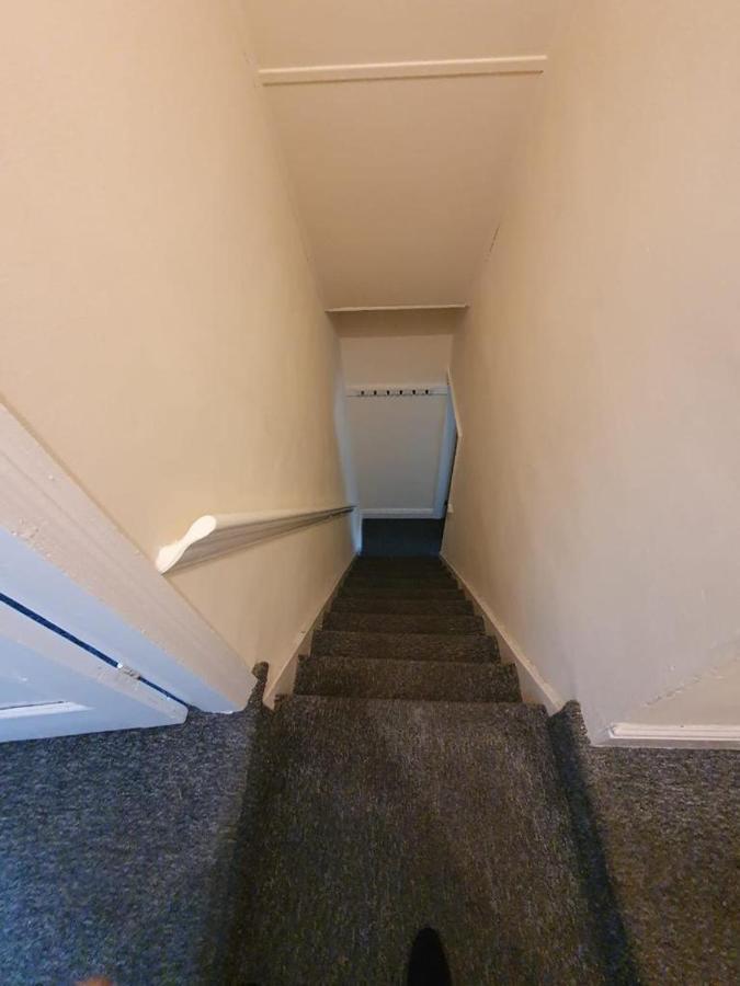 2 Bedroom House - Hopefield Road 레스터 외부 사진