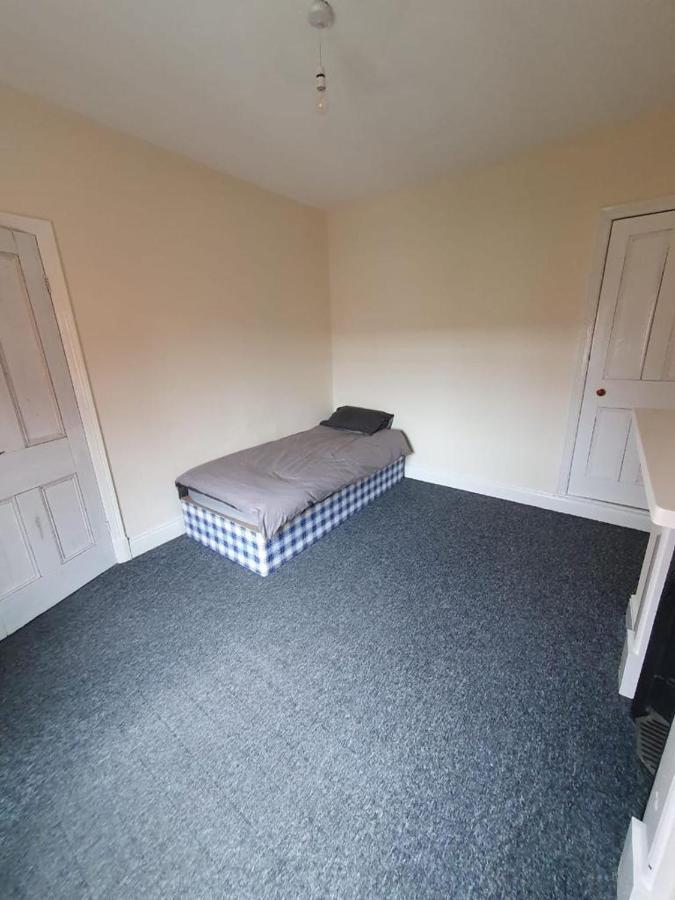 2 Bedroom House - Hopefield Road 레스터 외부 사진