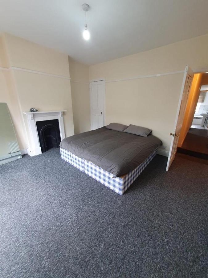 2 Bedroom House - Hopefield Road 레스터 외부 사진
